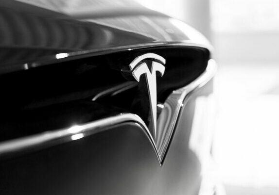 Partial Premium Vs Premium Tesla